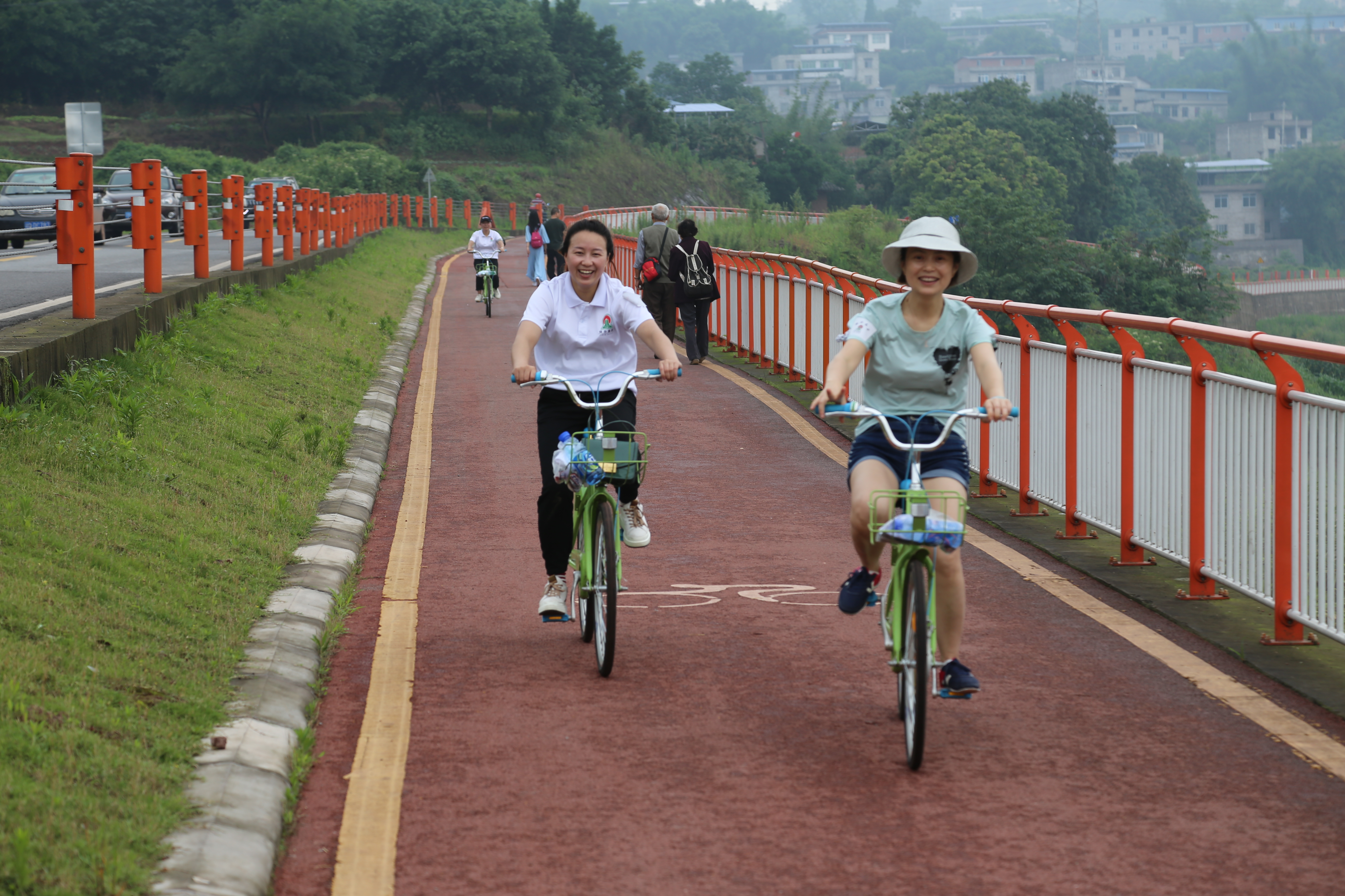 �ڷ����ʡ�(�й���)���޹�˾����